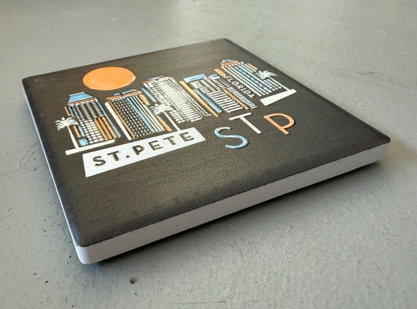 St. Petersburg Florida Black Geometric Skyline Ceramic Fridge Magnet